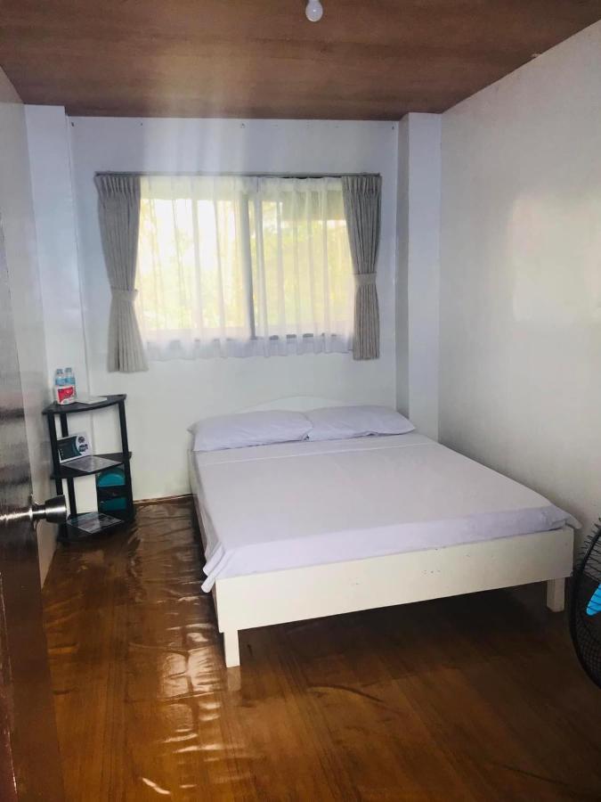 Maria Homestay General Luna  Luaran gambar