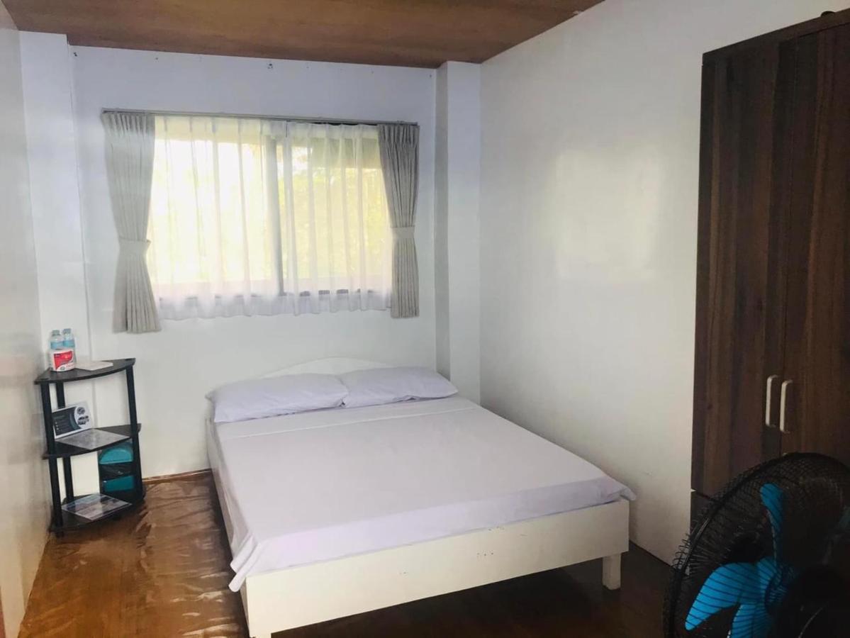 Maria Homestay General Luna  Luaran gambar