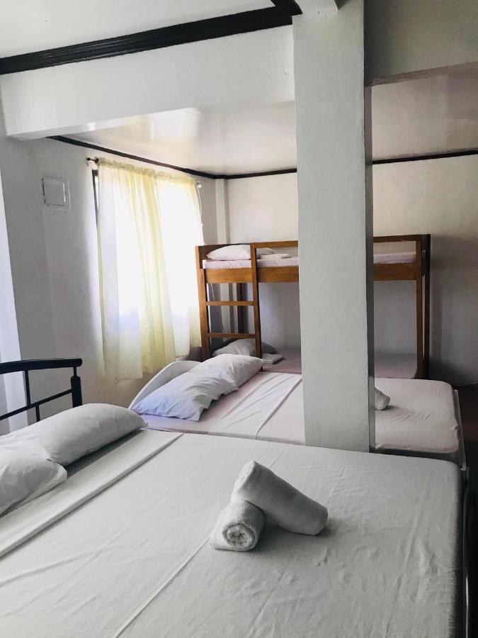 Maria Homestay General Luna  Luaran gambar